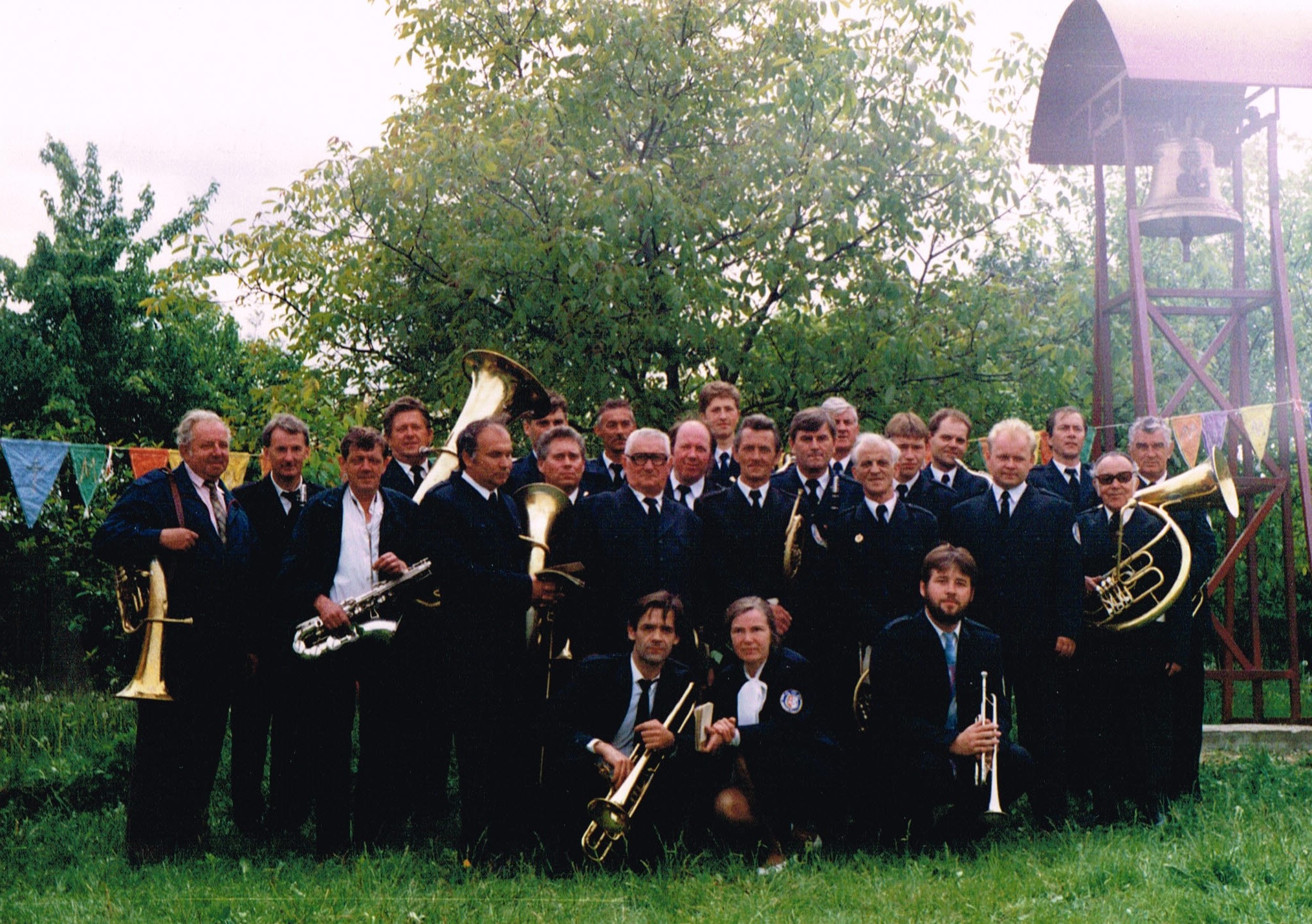 Orkiestra dęta w Ozorkowie 1998.jpg